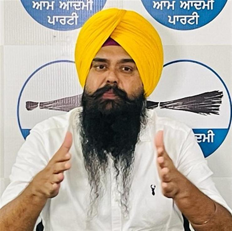 ਨਿਊਯਾਰਕ ਟਾਈਮਜ਼ ਵਿੱਚ ਦਿੱਲੀ ਮਾਡਲ ਦੀ ਕਵਰੇਜ: ਸੁਖਪਾਲ ਖਹਿਰਾ ਝੂਠੀਆਂ ਖ਼ਬਰਾਂ ਫੈਲਾਉਣ ਲਈ ਮੁਆਫ਼ੀ ਮੰਗਣ: ਆਪ