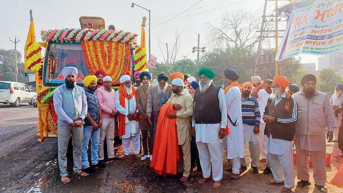 ਦਿੱਲੀ-ਆਨੰਦਪੁਰ ਸਾਹਿਬ ਸੀਸ ਮਾਰਗ ਯਾਤਰਾ ਦਾ ਥਾਂ-ਥਾਂ ਸਵਾਗਤ