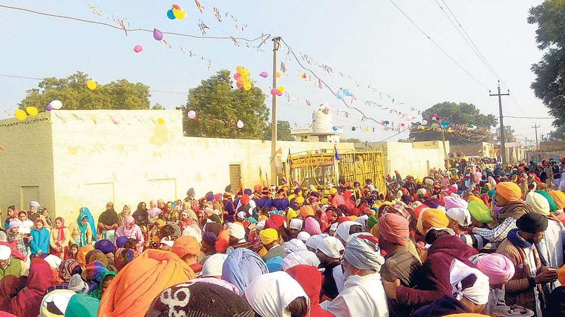 ਗੁਰੂ ਗੋਬਿੰਦ ਸਿੰਘ ਦੇ ਪ੍ਰਕਾਸ਼ ਪੁਰਬ ਮੌਕੇ ਅਲੌਕਿਕ ਨਗਰ ਕੀਰਤਨ