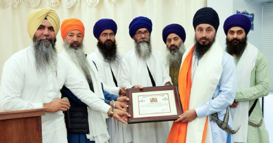 ਗੁਰਦਵਾਰਾ ਗੁਰ ਨਾਨਕ ਪ੍ਰਕਾਸ਼ ਫਰਿਜਨੋ ਵੱਲੋਂ ਜੱਜ ਰਾਜ ਸਿੰਘ ਬਦੇਸ਼ਾ ਤੇ ਗੱਤਕਾ ਟੀਮਾਂ ਦਾ ਸਨਮਾਨ